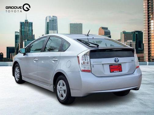 2010 Toyota Prius II