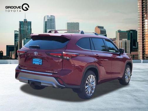 2025 Toyota Highlander Platinum