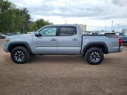 Cement 2019 Toyota Tacoma TRD Off Road