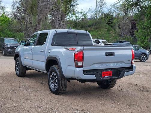 Cement 2019 Toyota Tacoma TRD Off Road