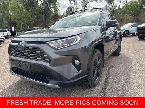 2021 Toyota RAV4 Hybrid SE