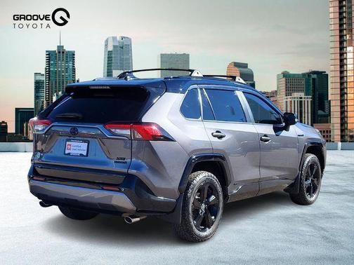 2021 Toyota RAV4 Hybrid SE