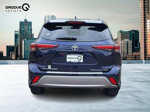 2025 Toyota Highlander Platinum