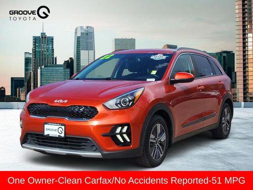 Solar Orange 2022 Kia Niro LXS