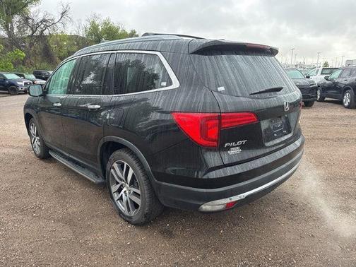 Crystal Black Pearl 2016 Honda Pilot Elite