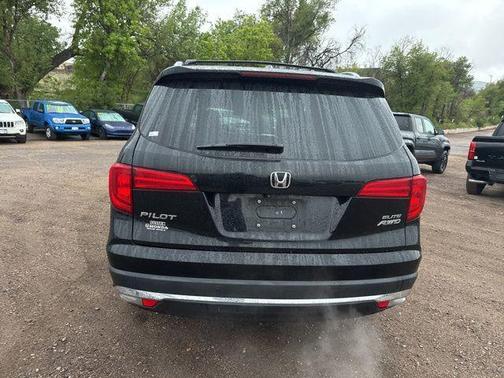 Crystal Black Pearl 2016 Honda Pilot Elite