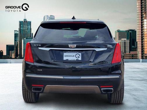 Stellar Black Metallic 2019 Cadillac XT5 Platinum