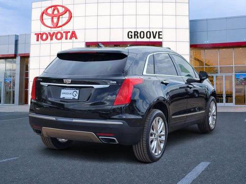 Stellar Black Metallic 2019 Cadillac XT5 Platinum
