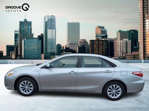 2017 Toyota Camry Hybrid SE