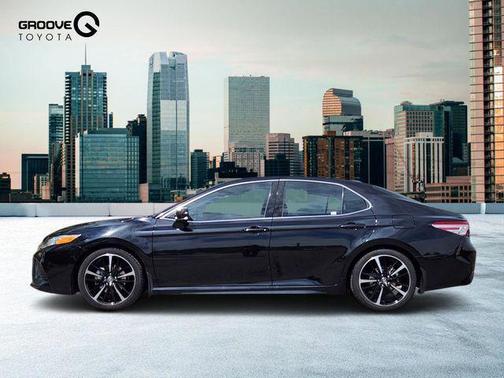 Midnight Black Metallic 2020 Toyota Camry XSE