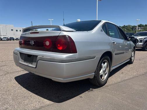 2002 Chevrolet Impala LS