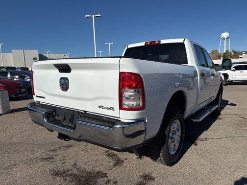 2024 RAM 2500 Big Horn Crew Cab 4x4 6'4' Box