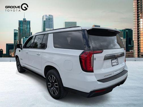 2021 GMC Yukon XL 4WD AT4