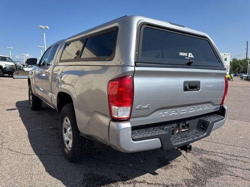 2017 Toyota Tacoma SR