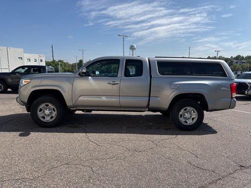 2017 Toyota Tacoma SR