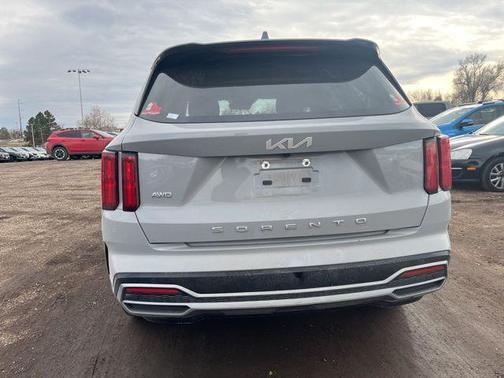 2022 Kia Sorento SX