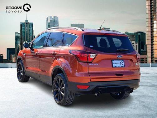 2019 Ford Escape SE