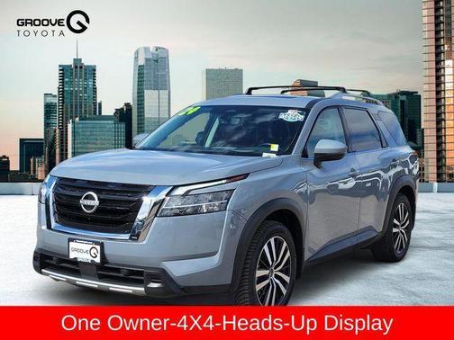 Boulder Gray Pearl 2024 Nissan Pathfinder Platinum 4WD
