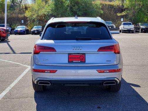 2022 Audi Q5 45 S line Premium