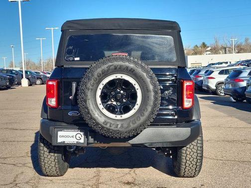 2022 Ford Bronco Base