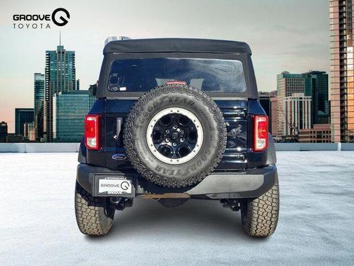 2022 Ford Bronco Base