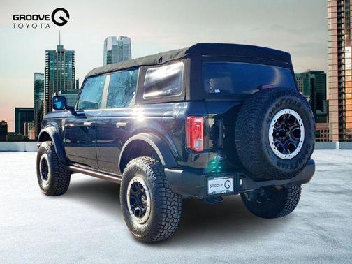 2022 Ford Bronco Base