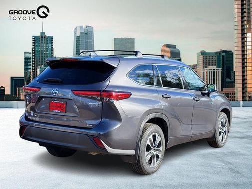 2021 Toyota Highlander Hybrid XLE
