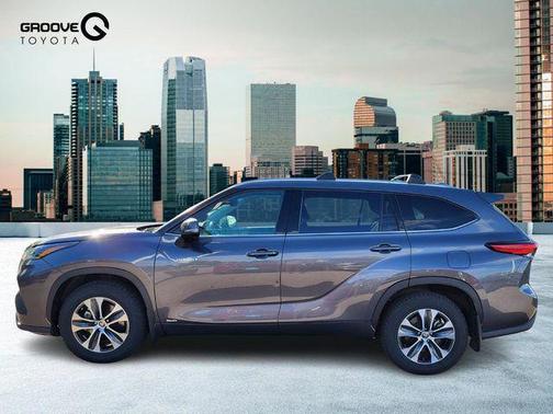 2021 Toyota Highlander Hybrid XLE