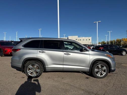 2016 Toyota Highlander Limited