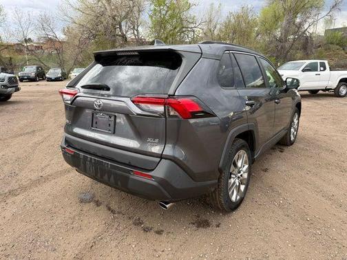 Magnetic Gray Metallic 2019 Toyota RAV4 XLE Premium