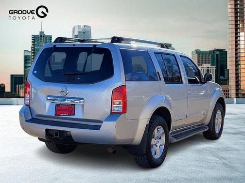 2011 Nissan Pathfinder SV