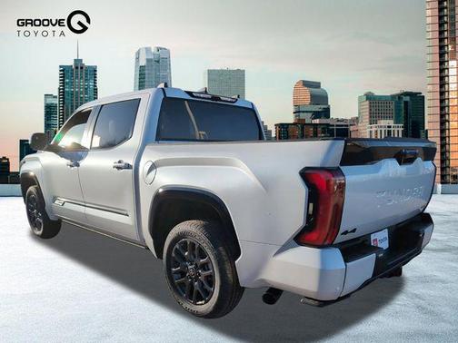 2025 Toyota Tundra Hybrid Platinum