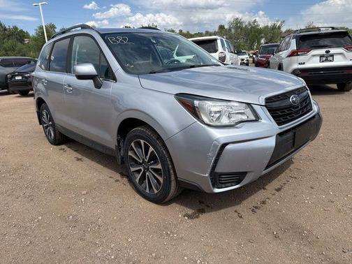 Ice Silver Metallic 2018 Subaru Forester 2.0XT Premium