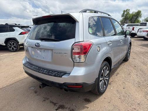 Ice Silver Metallic 2018 Subaru Forester 2.0XT Premium