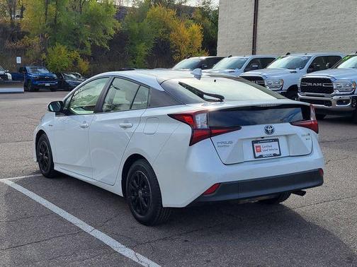 2022 Toyota Prius XLE