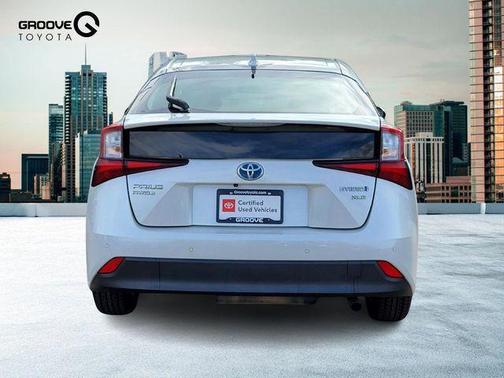 2022 Toyota Prius XLE