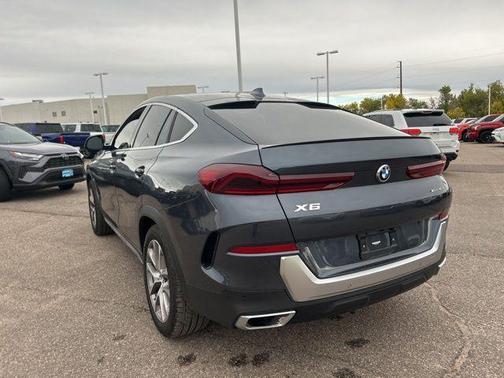 2022 BMW X6 xDrive40i