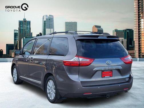 2017 Toyota Sienna Limited Premium