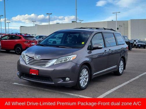 2017 Toyota Sienna Limited Premium