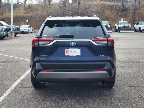 2021 Toyota RAV4 Hybrid SE