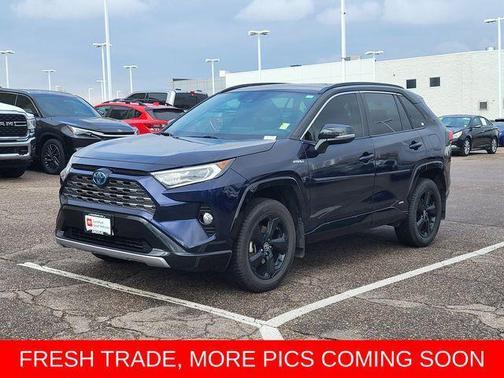 2021 Toyota RAV4 Hybrid SE