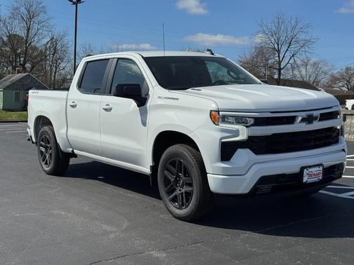 Summit White / White 2026 Chevrolet Silverado 1500 RST