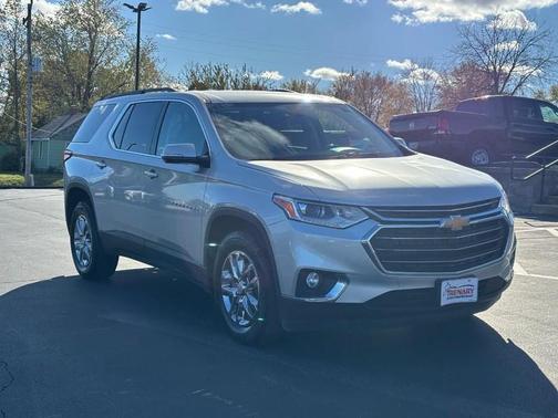 2020 Chevrolet Traverse LT Cloth