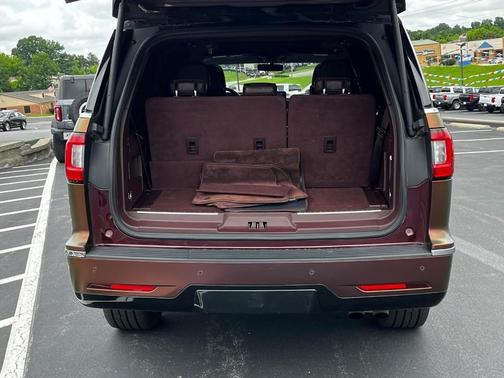 2018 Lincoln Navigator Black Label