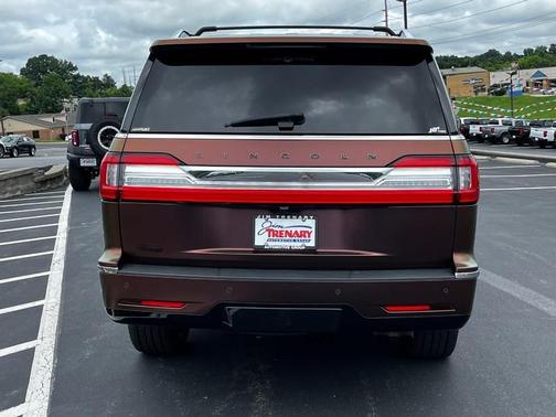 2018 Lincoln Navigator Black Label