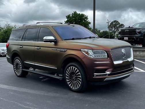 2018 Lincoln Navigator Black Label