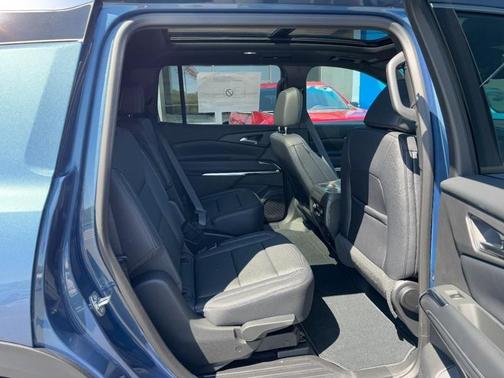 Lakeshore Blue Metallic 2026 Chevrolet Traverse LT