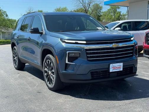 Lakeshore Blue Metallic 2026 Chevrolet Traverse LT