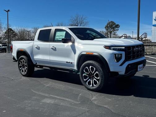 2025 GMC Canyon AT4