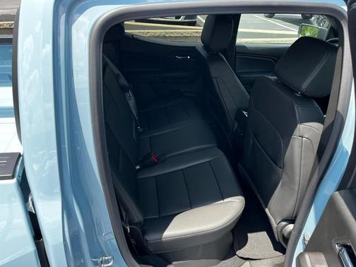 2025 Chevrolet Colorado LT